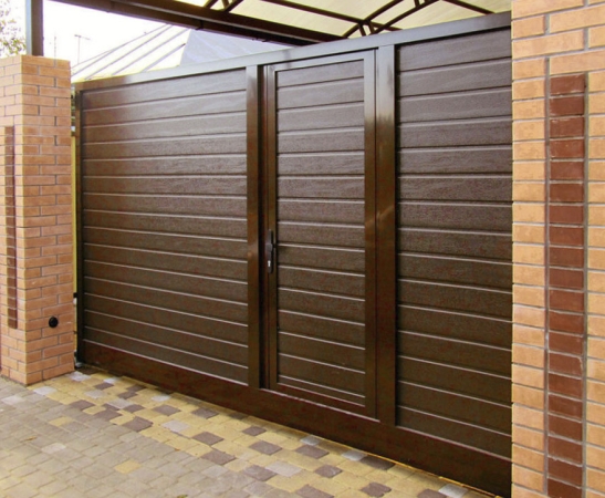 Ворота с калиткой в Сочи